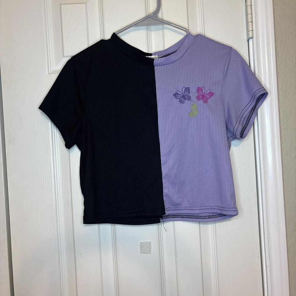 Perfectly Imperfect Medium Crop Top Black Purple Butterfly Y2K Ribbed Split Tee